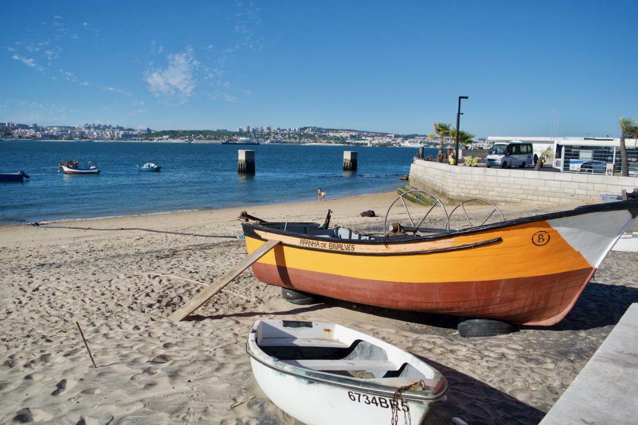 فيلا Fisherman'S House - A Boat Ride From Lisbon Trafaria المظهر الخارجي الصورة