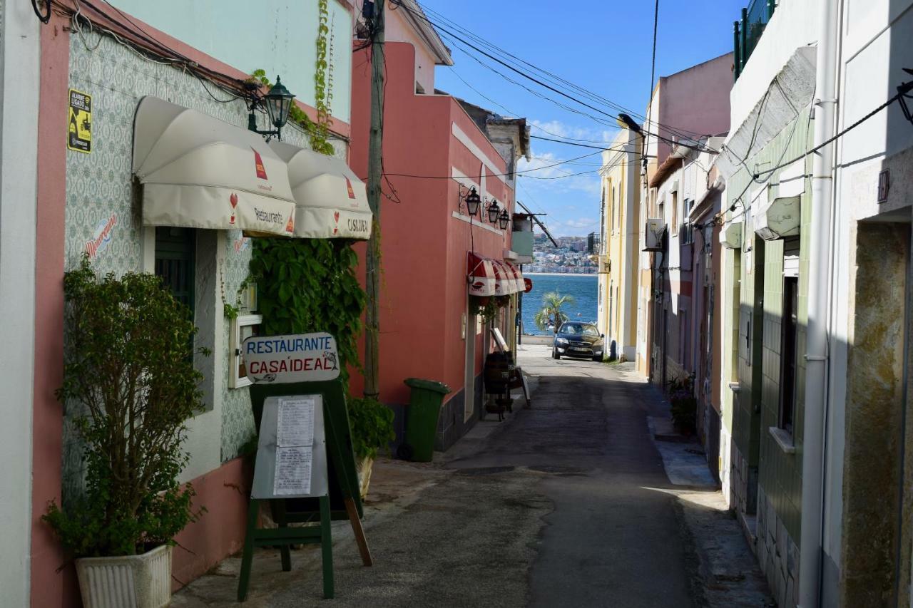 فيلا Fisherman'S House - A Boat Ride From Lisbon Trafaria المظهر الخارجي الصورة