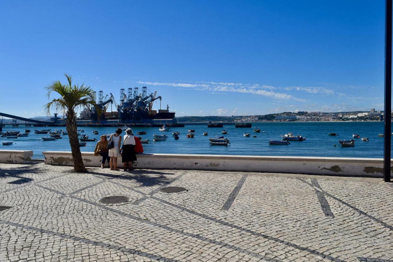 فيلا Fisherman'S House - A Boat Ride From Lisbon Trafaria المظهر الخارجي الصورة